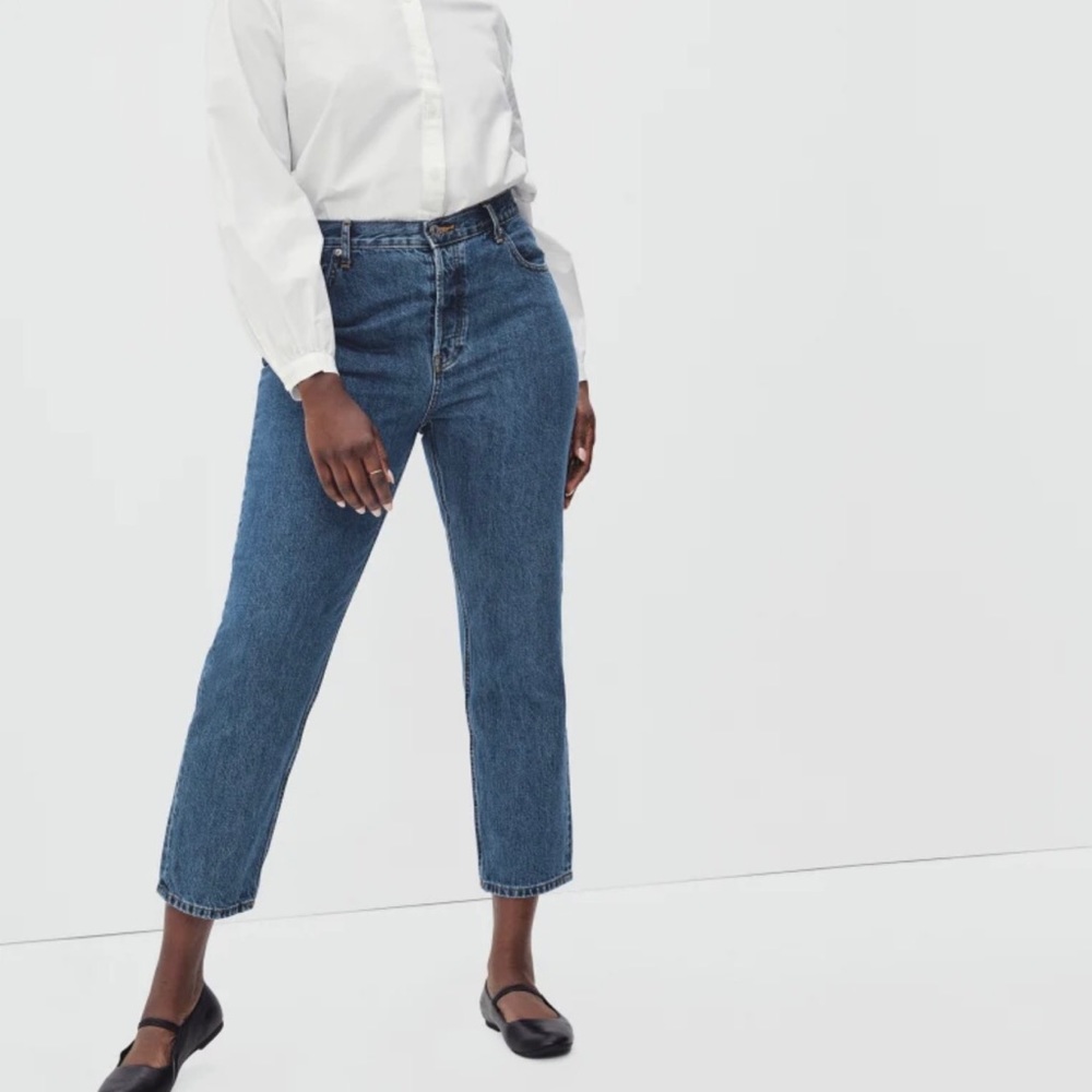 Everlane The Curvy ‘90s Cheeky Jean